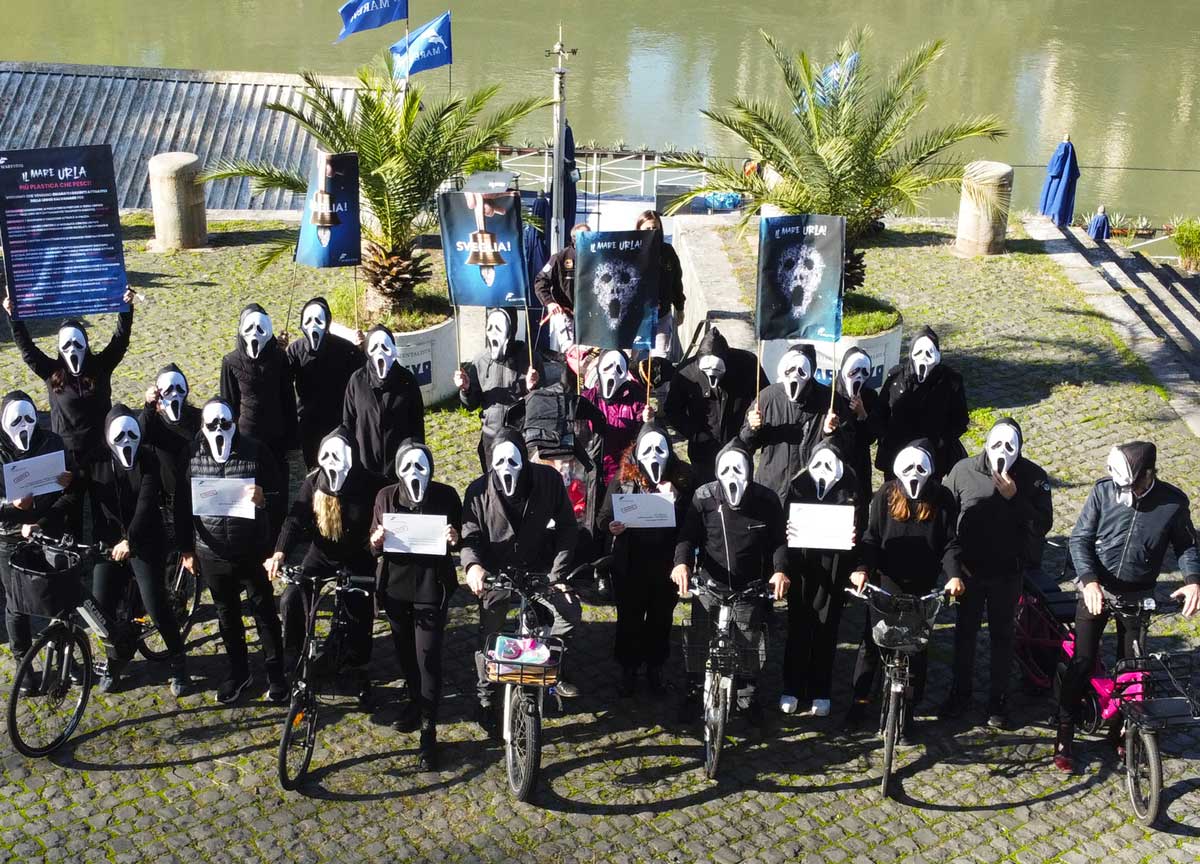 Il flash mob di Marevivo Il flash mob di Marevivo