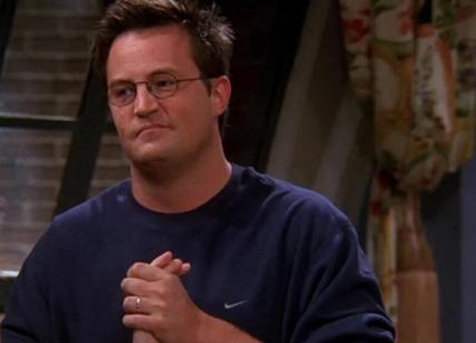 Matthew Perry svelato il giallo: ecco come è morto Chandler di Friends