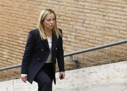 Meloni riceve Conte a Palazzo Chigi, via al confronto sulle riforme Meloni riceve Conte a Palazzo Chigi, via al confronto sulle riforme