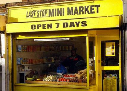 Minimarket, una giungla Capitale. Esposto della Lega alla Guardia di Finanza