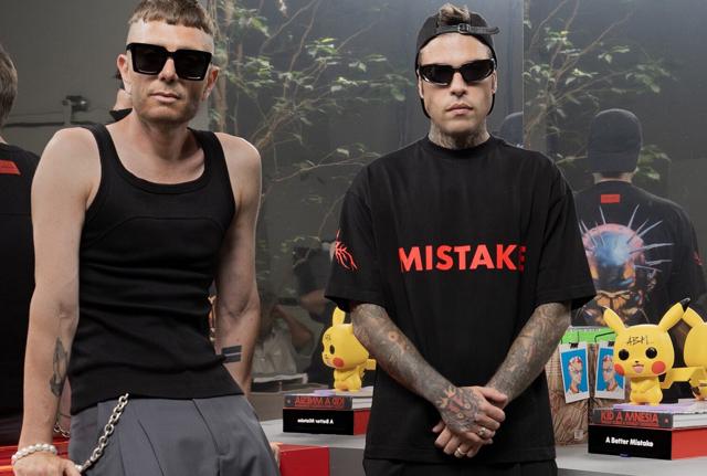 Fedez diventa azionista del brand "genderless" A Better Mistake Fedez diventa azionista del brand "genderless" A Better Mistake