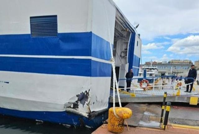 Nave a Napoli