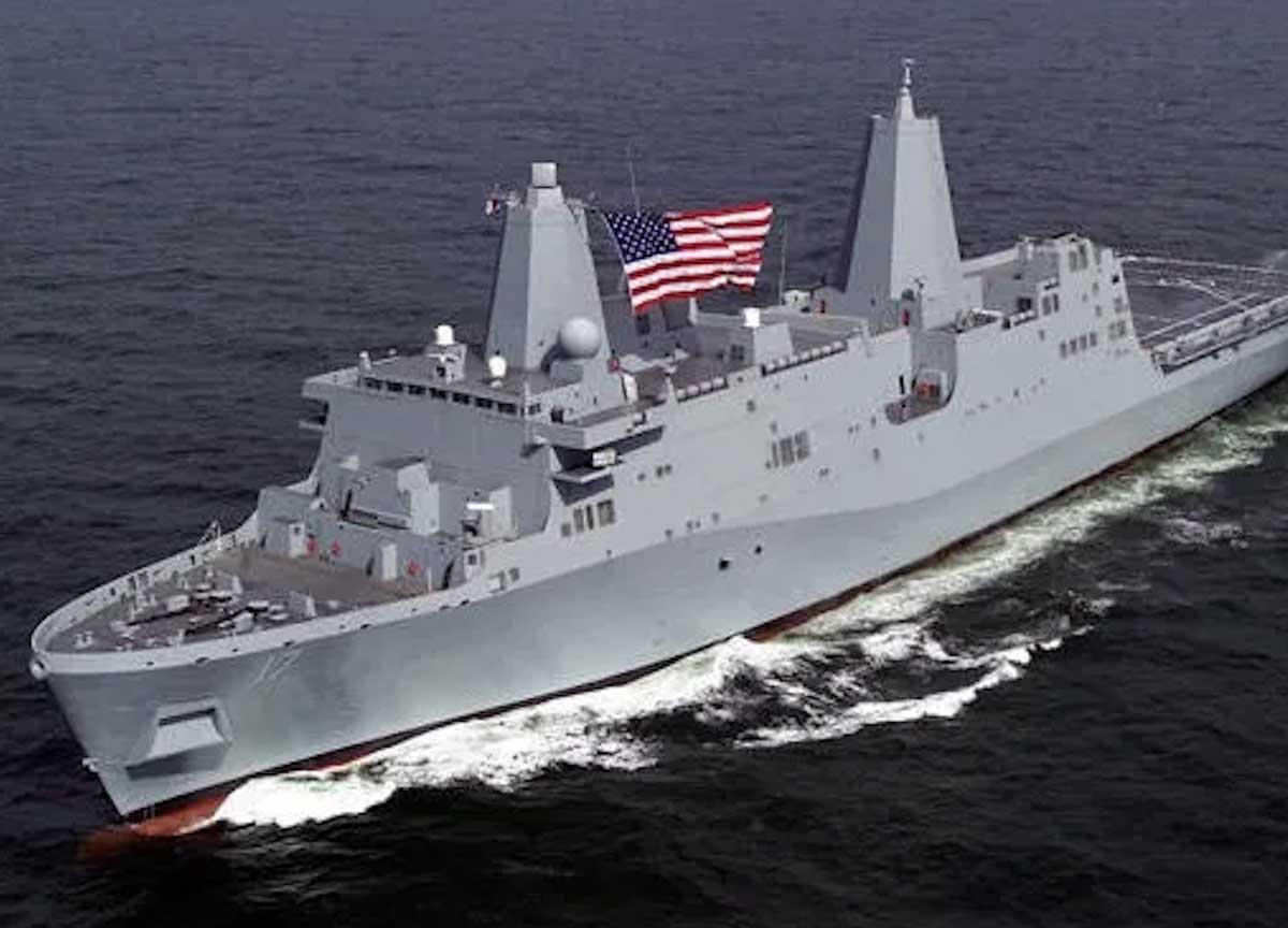 Nave Usa nel golfo di Gaeta Nave Usa nel golfo di Gaeta