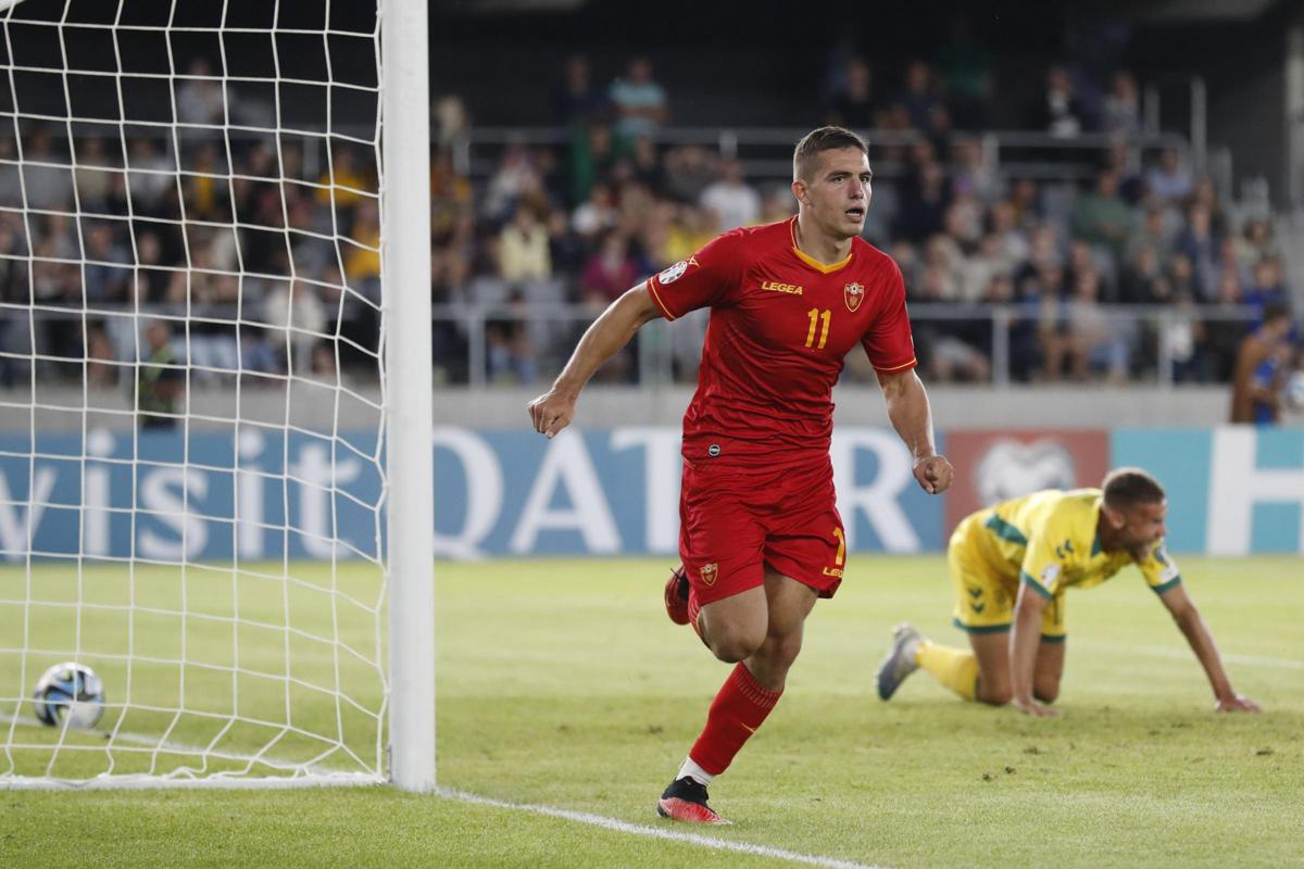 Nikola Krstovic, attaccante di Lecce e nazionale del Montenegro (foto Lapresse) Nikola Krstovic, attaccante di Lecce e nazionale del Montenegro (foto Lapresse)