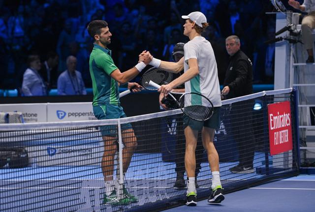 Novak Djokovic e Jannik Sinner (foto Lapresse) Novak Djokovic e Jannik Sinner (foto Lapresse)