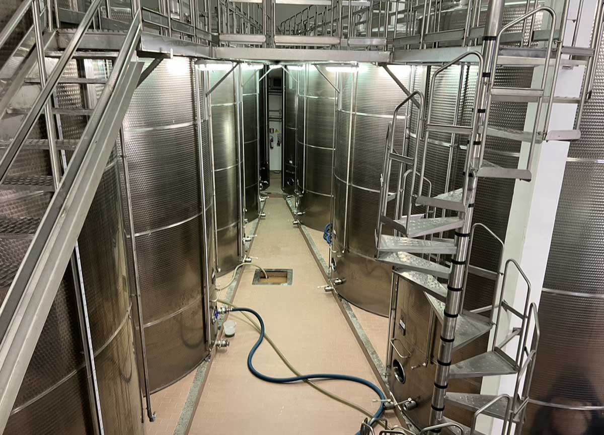 I silos per l'olio di Canino I silos per l'olio di Canino