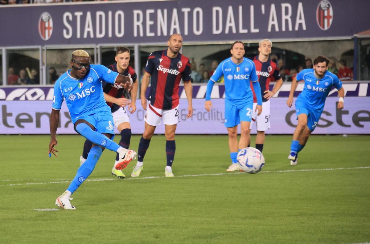 Osimhen rigore Bologna Napoli