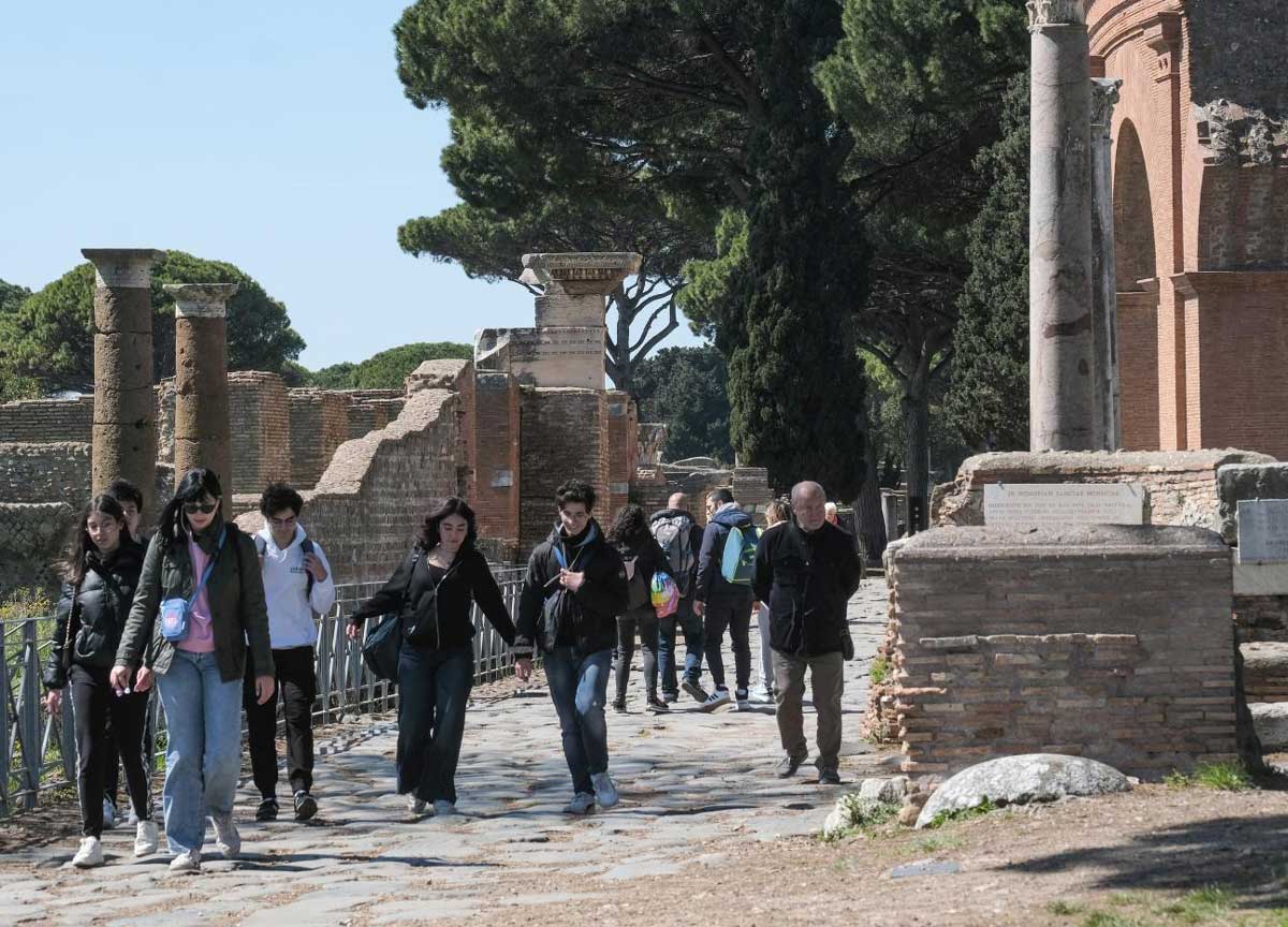 L'area archeologica di Ostia Antica L'area archeologica di Ostia Antica