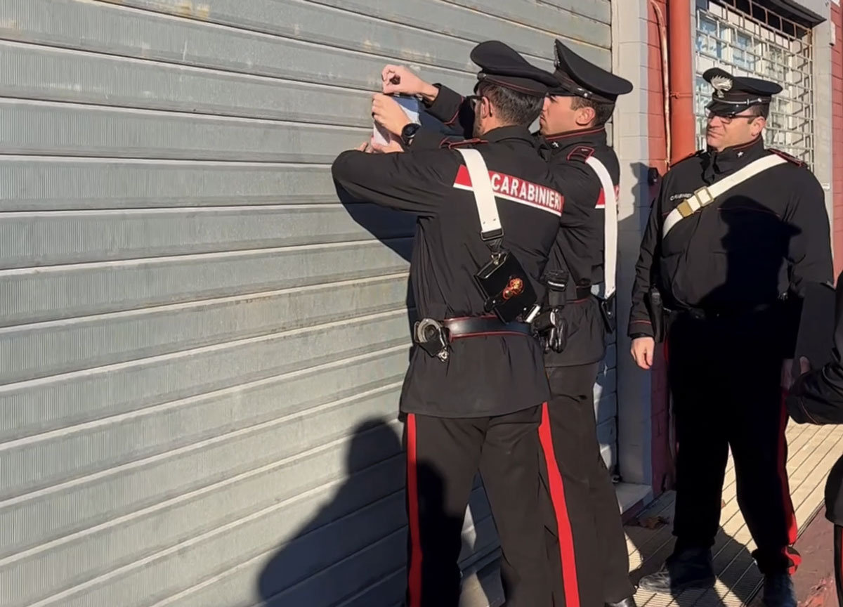 Ostia carabinieri arrestano re delle case abusive Ostia carabinieri arrestano re delle case abusive