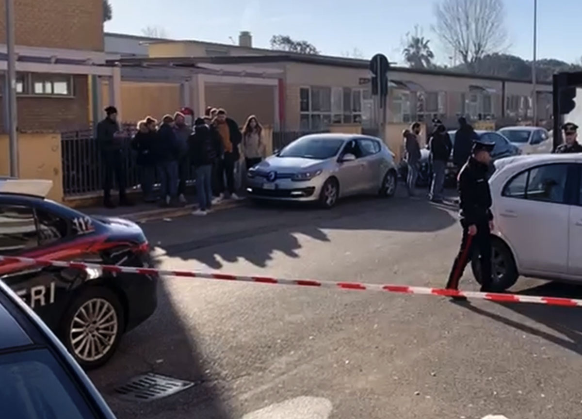 Ostia, ucciso per una casa popolare