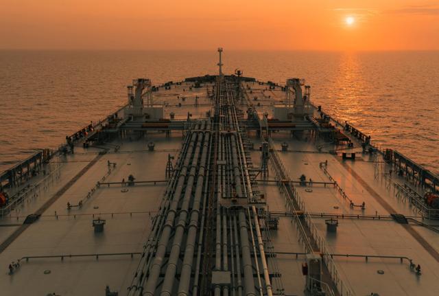 Petrolio petroliera