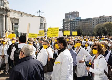 Ora si fermano medici e infermieri: sciopero nazionale e cure a rischio
