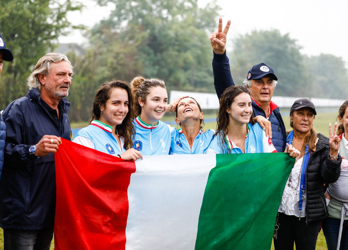 Il team Italia femminile di Polo Il team Italia femminile di Polo