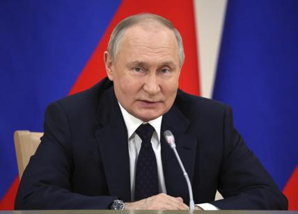 Russia, Vladimir Putin si candida come indipendente alle presidenziali 2024
