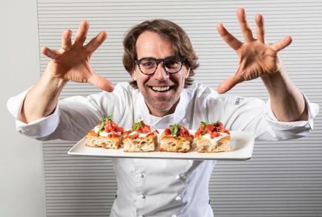 Renato Bosco è tornato su Sky con 'Na Pizza (Instagram saporeverona) Renato Bosco è tornato su Sky con 'Na Pizza (Instagram saporeverona)