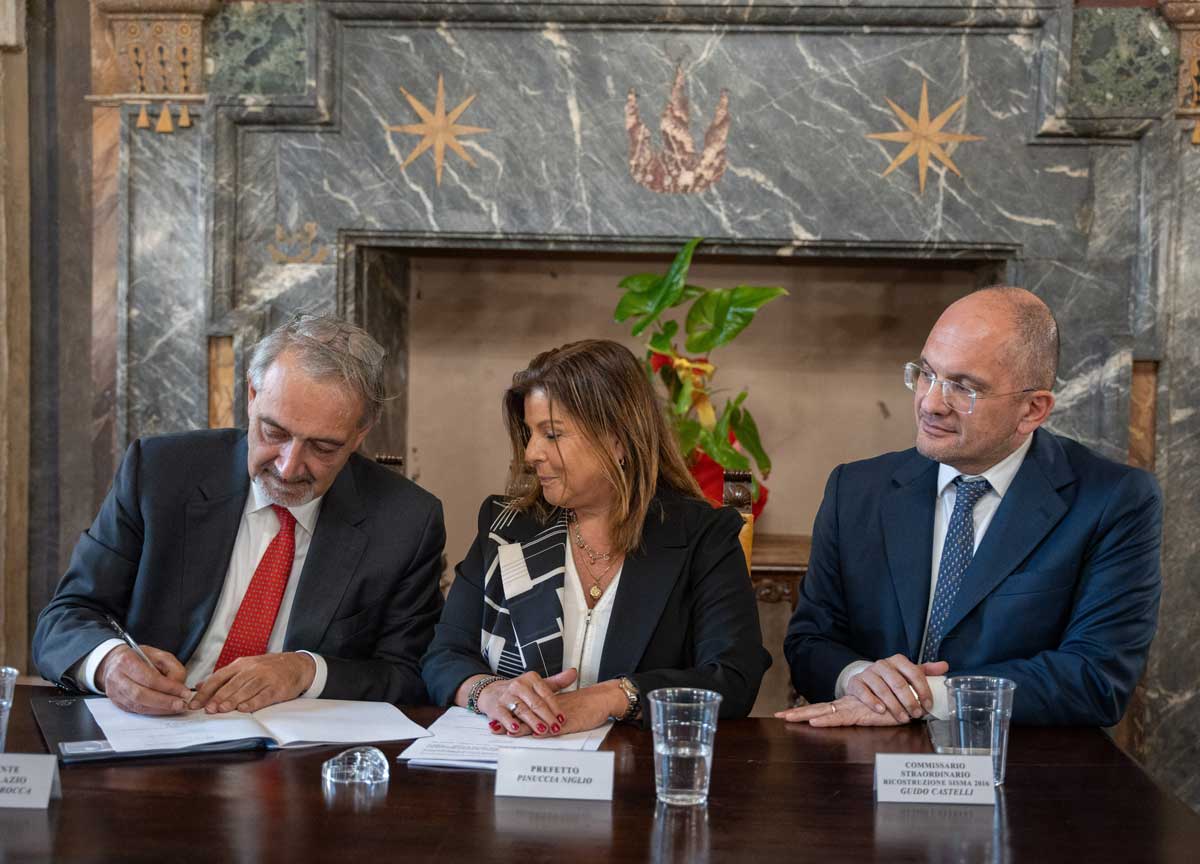 Rocca e il commissario alla ricostruzione Castelli Rocca e il commissario alla ricostruzione Castelli