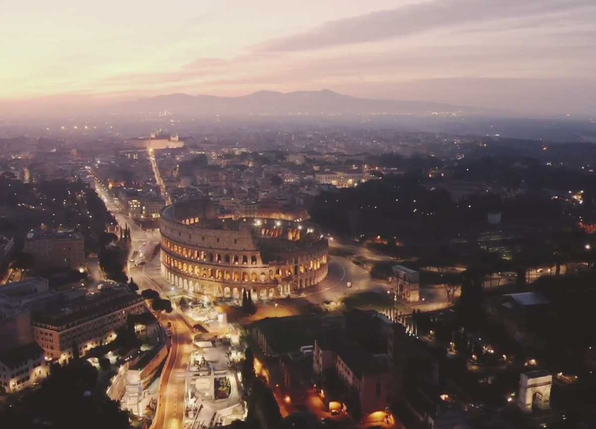 Roma dall'alto nel video emozionale Roma dall'alto nel video emozionale