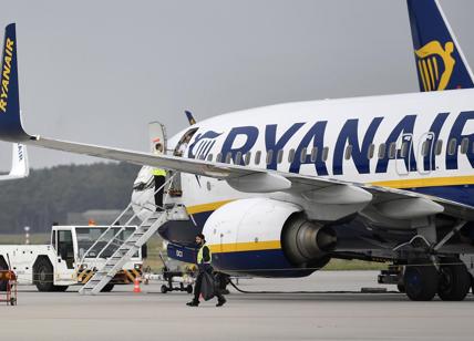 Ryanair decolla verso utili da record con boom di voli e aumento delle tariffe