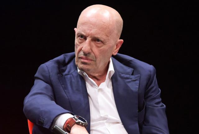 Giordano-Sallusti, lite furiosa. "Facile mandare tutti aff...". "È una legge del c..."
