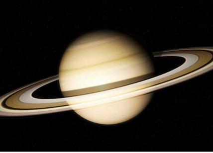 L'incontro di Saturno con la Super Luna blu: ecco come e quando vederli