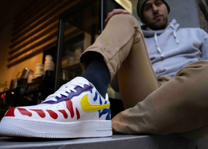 Nike non corre più, nel terzo trimestre ricavi in calo del 9%. Tonfo a Wall Street