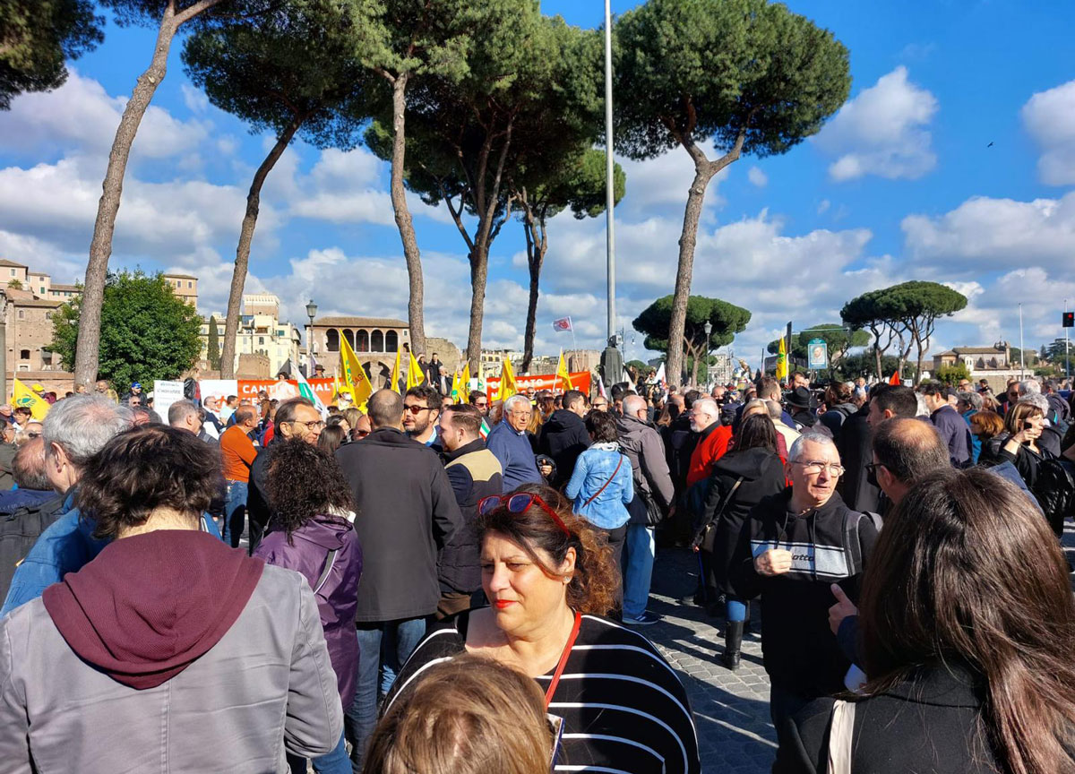 Sit in Roma contro inceneritore Sit in Roma contro inceneritore