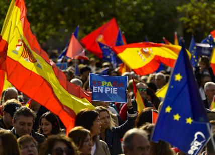 Spagna, onda di proteste in piazza contro l'amnistia ai separatisti catalani