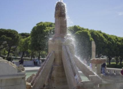 Lisbona, l'obelisco fallico va camuffato per non "urtare" Papa Francesco
