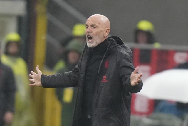 Stefano Pioli (foto Lapresse) Stefano Pioli (foto Lapresse)