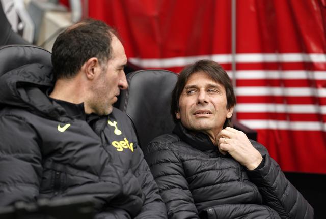 Cristian Stellini e Antonio Conte (foto Ipa) Cristian Stellini e Antonio Conte (foto Ipa)