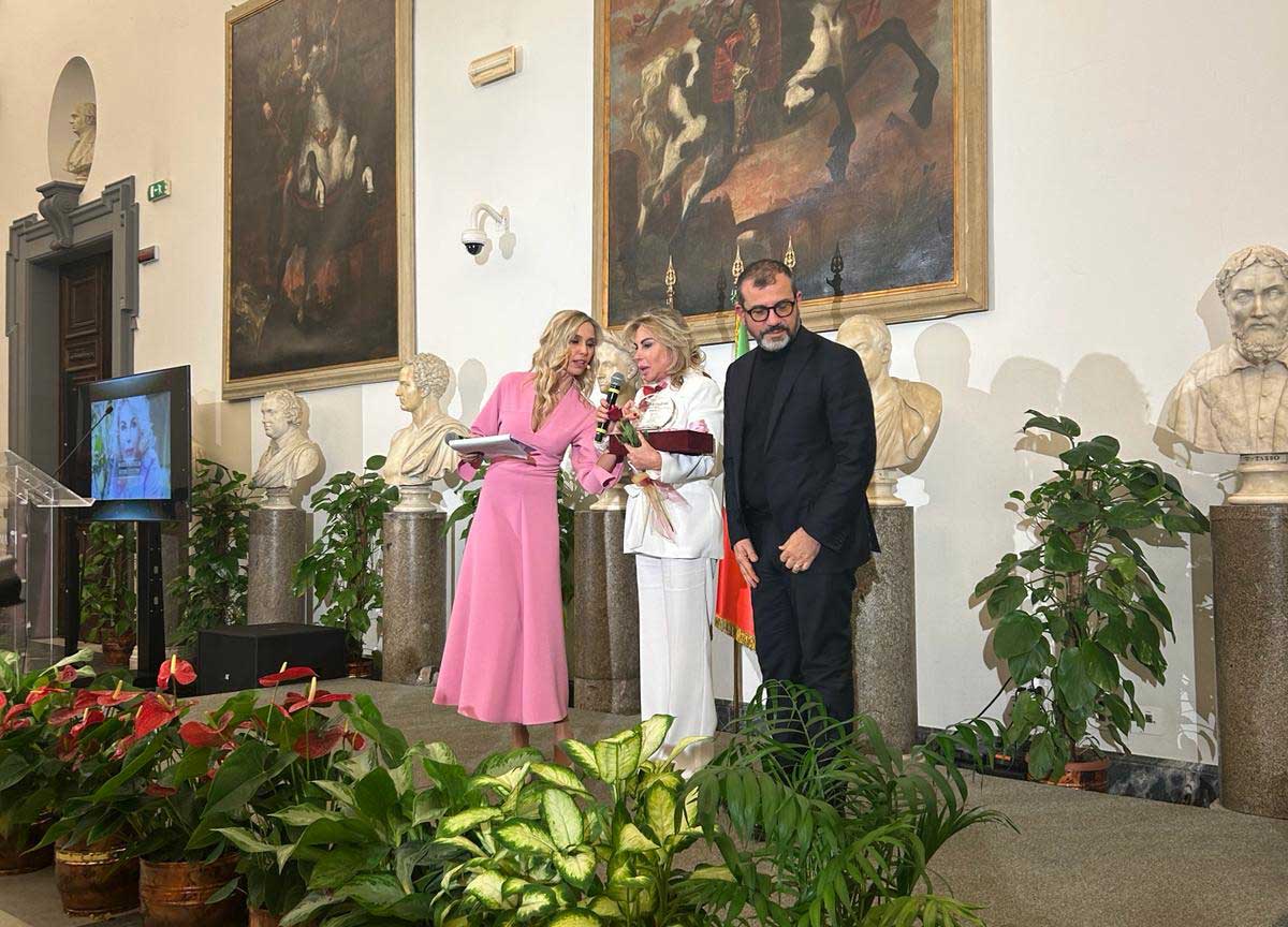 Il premio a Maria Stella Giorlandino Il premio a Maria Stella Giorlandino
