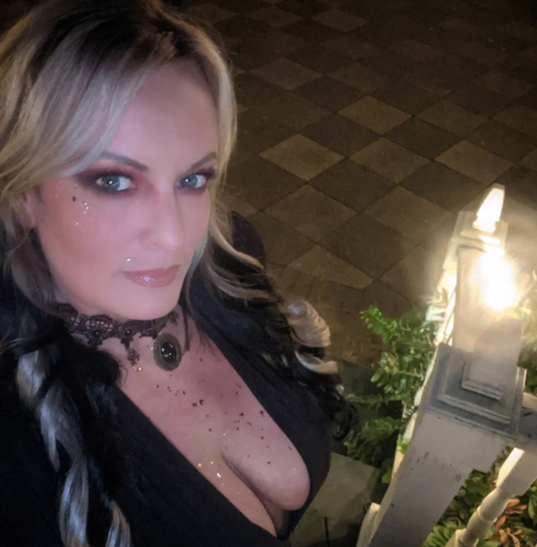 Stormy Daniels (Instagram thestormydaniels) Stormy Daniels (Instagram thestormydaniels)