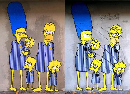 "W Hitler" sul murales dei Simpsons al Memoriale della Shoah di Milano
