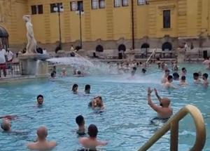 Europa League: prima dello stadio i cori alla Terme. As Roma, la dolce vita