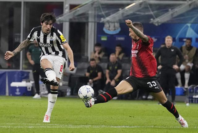 Sandro Tonali (foto Lapresse) Sandro Tonali (foto Lapresse)