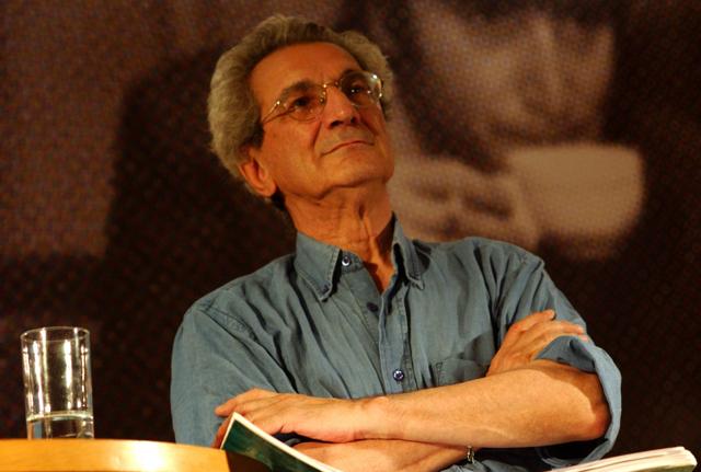 Toni Negri, morto a Parigi lo storico leader di Autonomia Operaia (foto Ipa) Toni Negri, morto a Parigi lo storico leader di Autonomia Operaia (foto Ipa)
