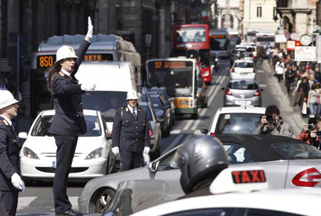 Traffico impazzito in Centro Traffico impazzito in Centro