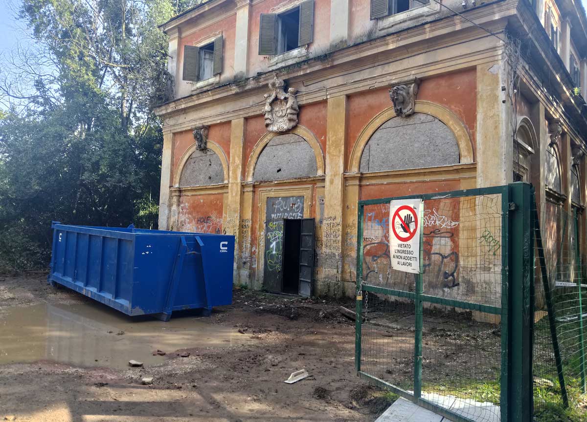 La chiesetta del Divino Amore a villa Ada La chiesetta del Divino Amore a villa Ada