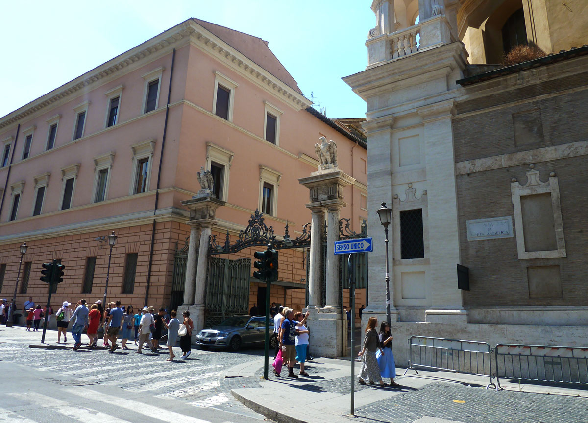 Vaticano Porta Sant'anna Vaticano Porta Sant'anna