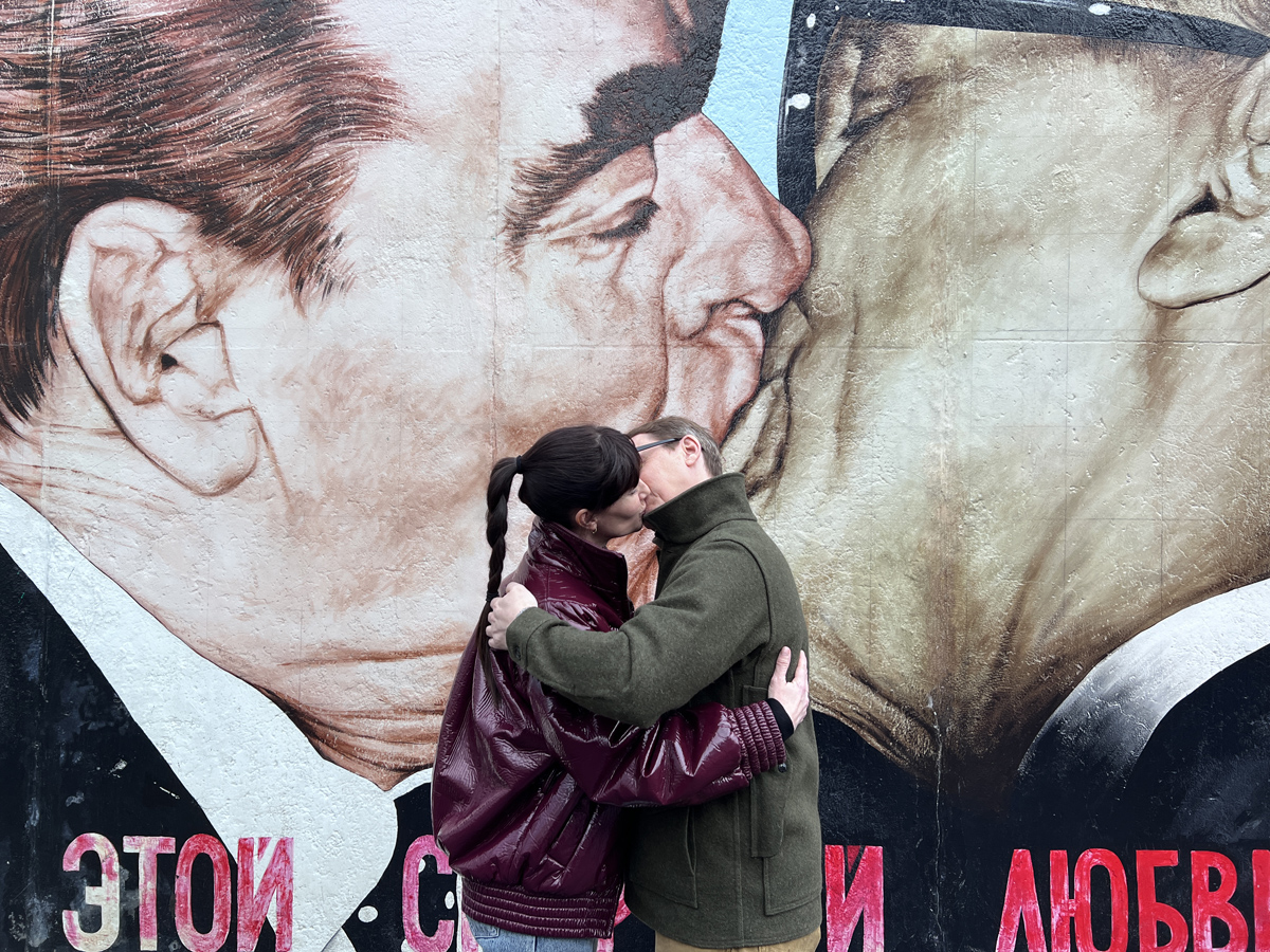 Victoria Cabello e Paride Vitale protagonisti di 6 Viaggi Pazzeschi su TV8 Victoria Cabello e Paride Vitale protagonisti di 6 Viaggi Pazzeschi su TV8