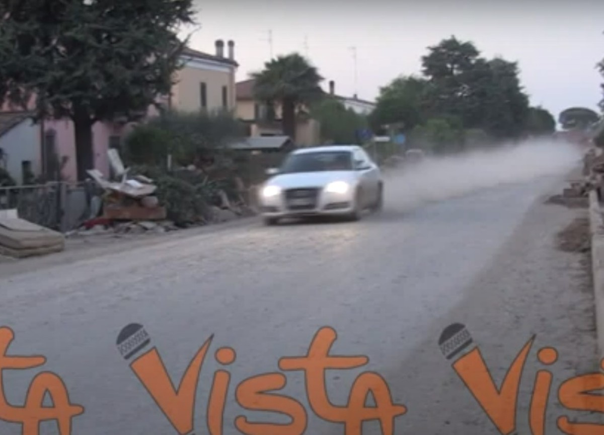 Polvere e fango in Emilia