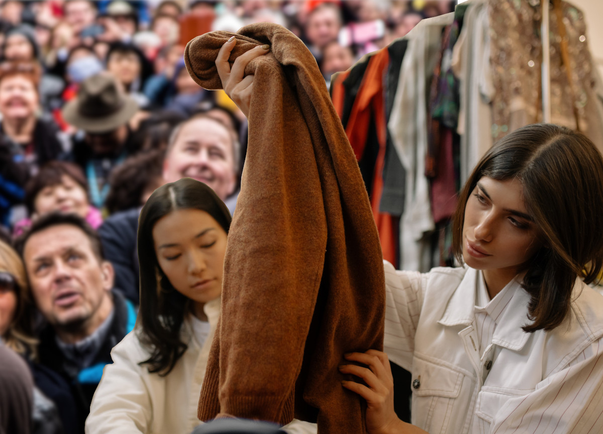 Moda da H M a Shein sostenibilita di facciata. Boom del second hand Affaritaliani