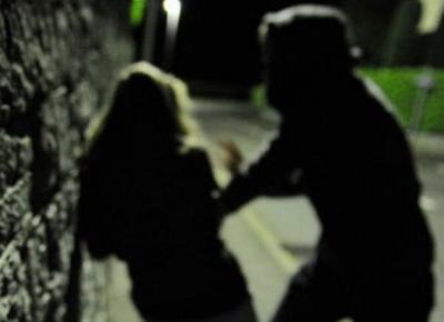 violenza stupro donna ragazza