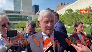Tajani a New in York risponde a un giornalista in romanesco: "Se me fai finÃ¬, poi rispondo"
