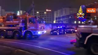Tragedia Mestre, i Vigili del Fuoco rimuovono i resti del pullman