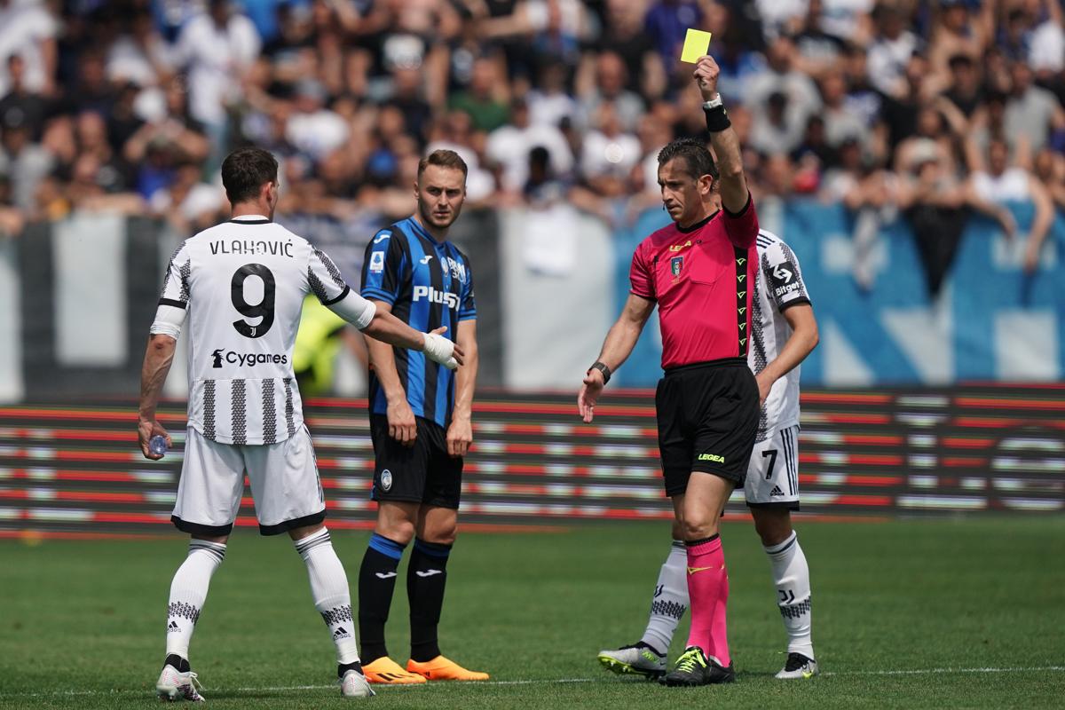 Vlahovic cori razzismo Atalanta Juventus