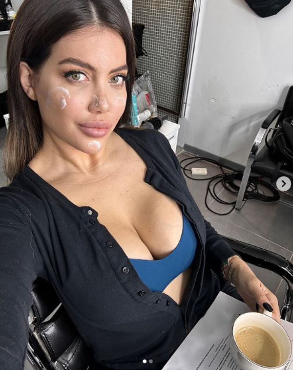 Wanda Nara (Instagram wanda_nara) Wanda Nara (Instagram wanda_nara)