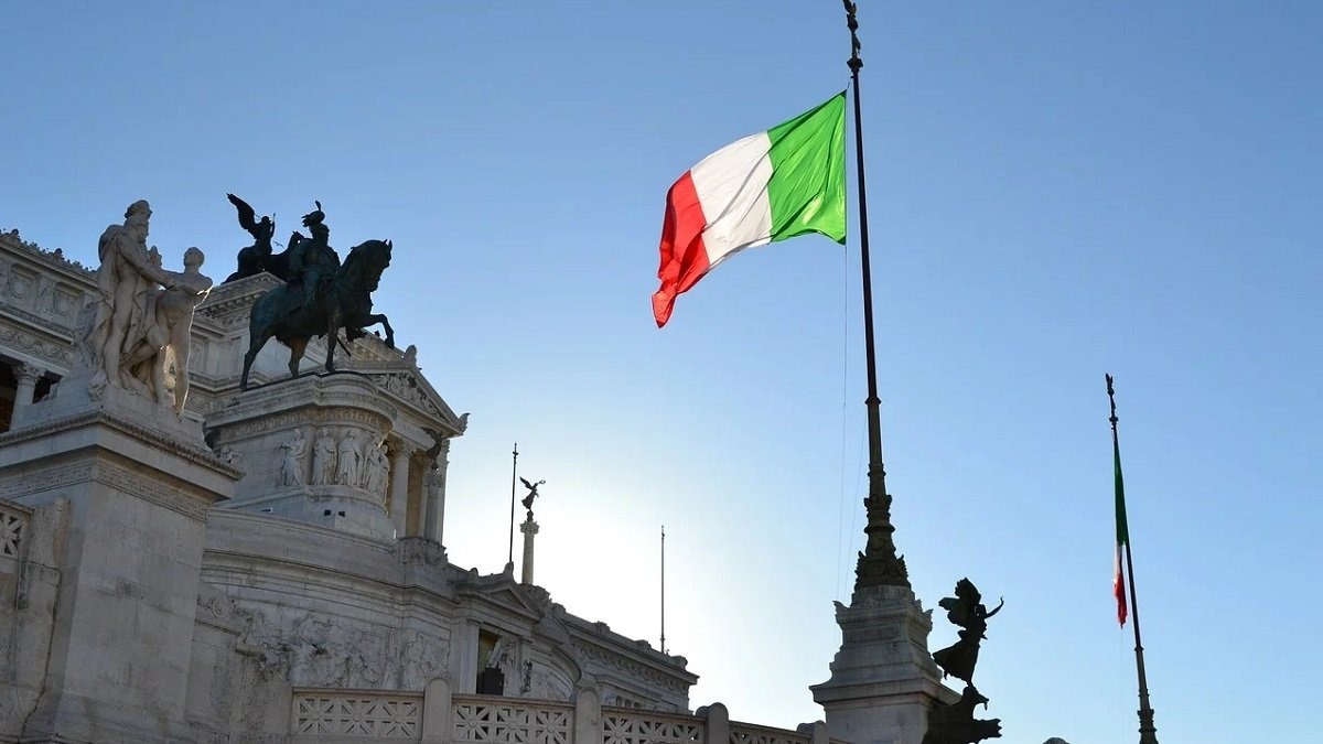 Italia