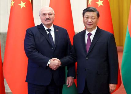 Ucraina, Lukashenko incontra Xi: "Appoggiamo il piano di pace della Cina"