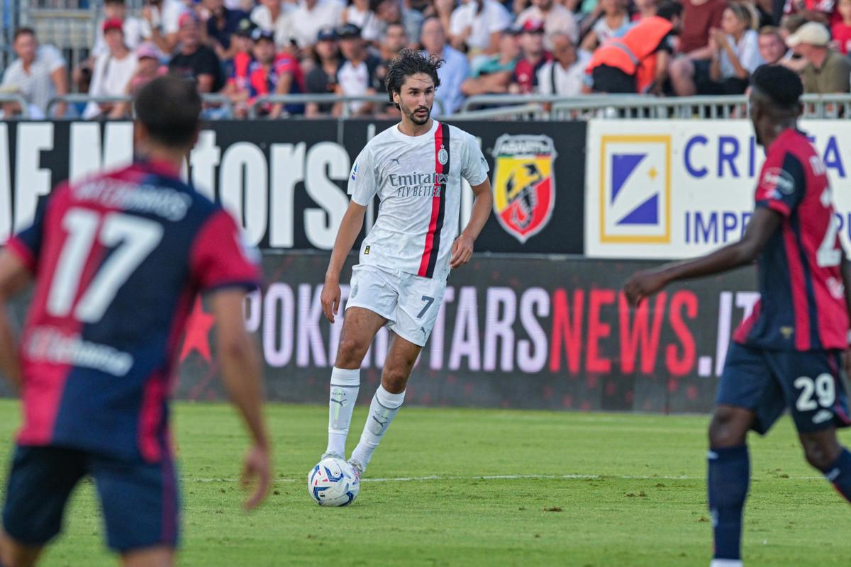 Yacine Adli, ottima prestazione nei 58 minuti da titolare contro il Cagliari (foto Lapresse) Yacine Adli, ottima prestazione nei 58 minuti da titolare contro il Cagliari (foto Lapresse)